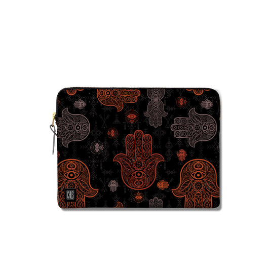 Housse Ordinateur & Tablette | Collection Berbère | Khmissa – Ombre Sacrée – Rouge & Gris